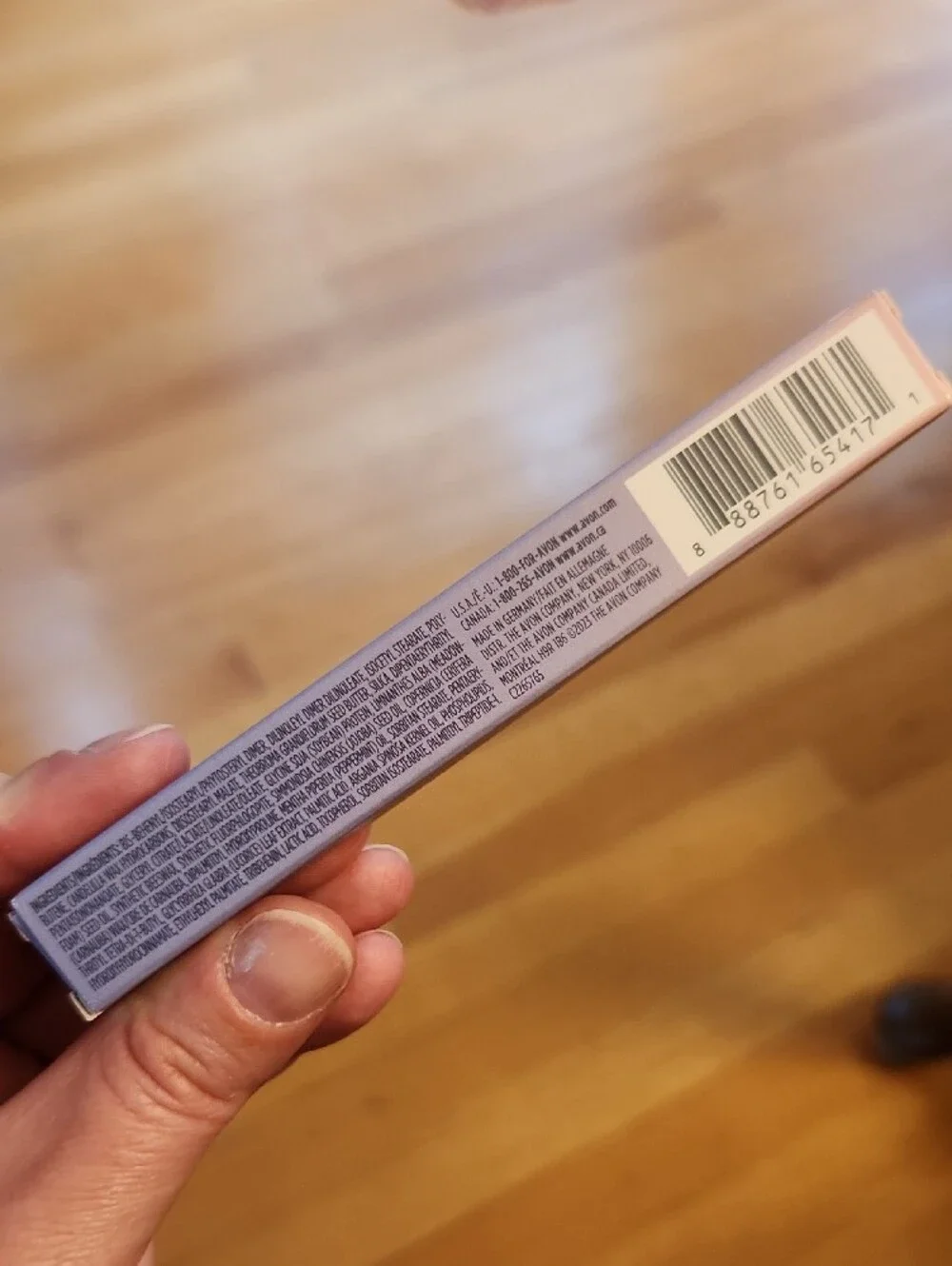 Kolor lip serum